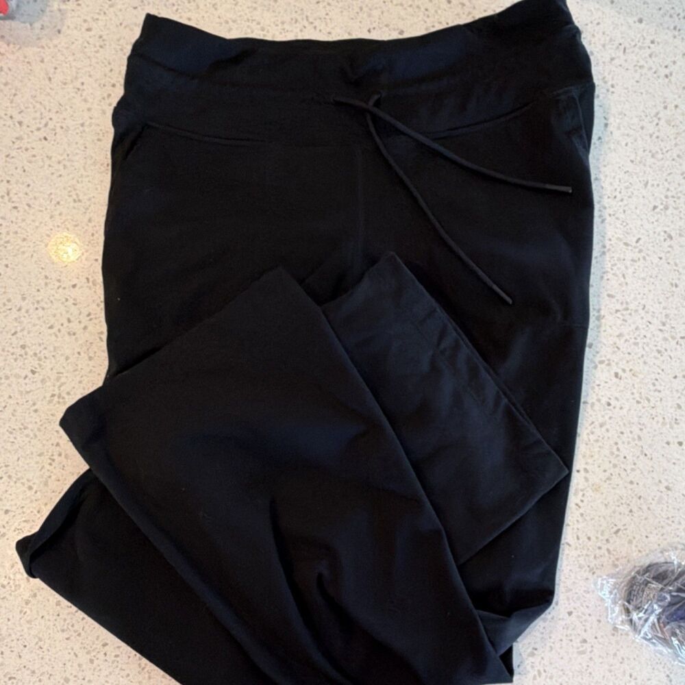 Mondetta Women's Black Jogger Pants M Elastic Waist Recycled Polyester Athletic